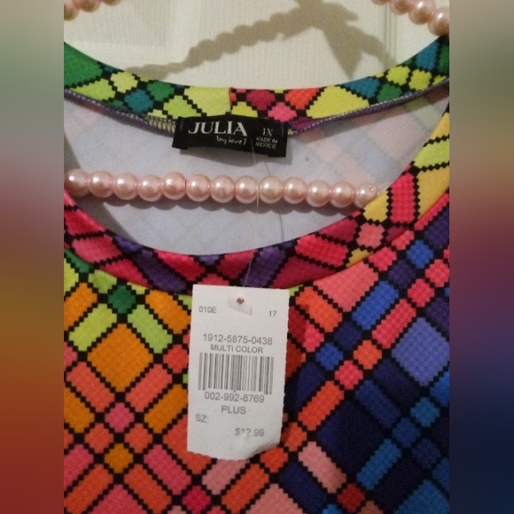 (Clearance) Julia colorful runched top - Picture 3 of 3